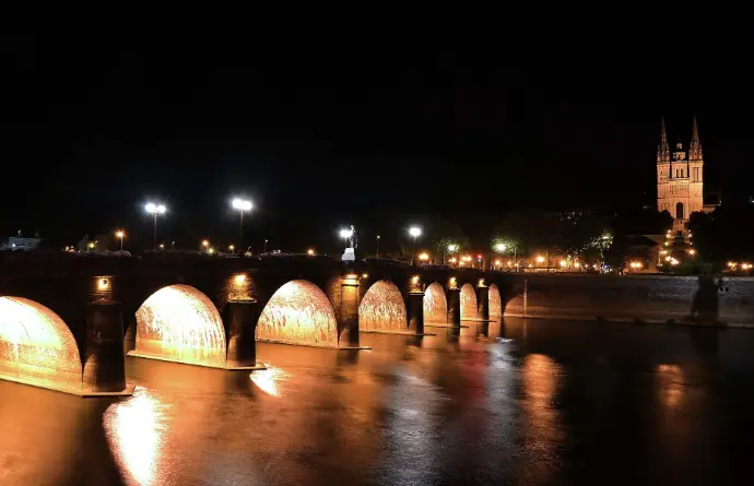 Votre agence de communication print, web et médias à Angers